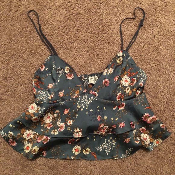 dress forum Tops - Crop ruffle tank